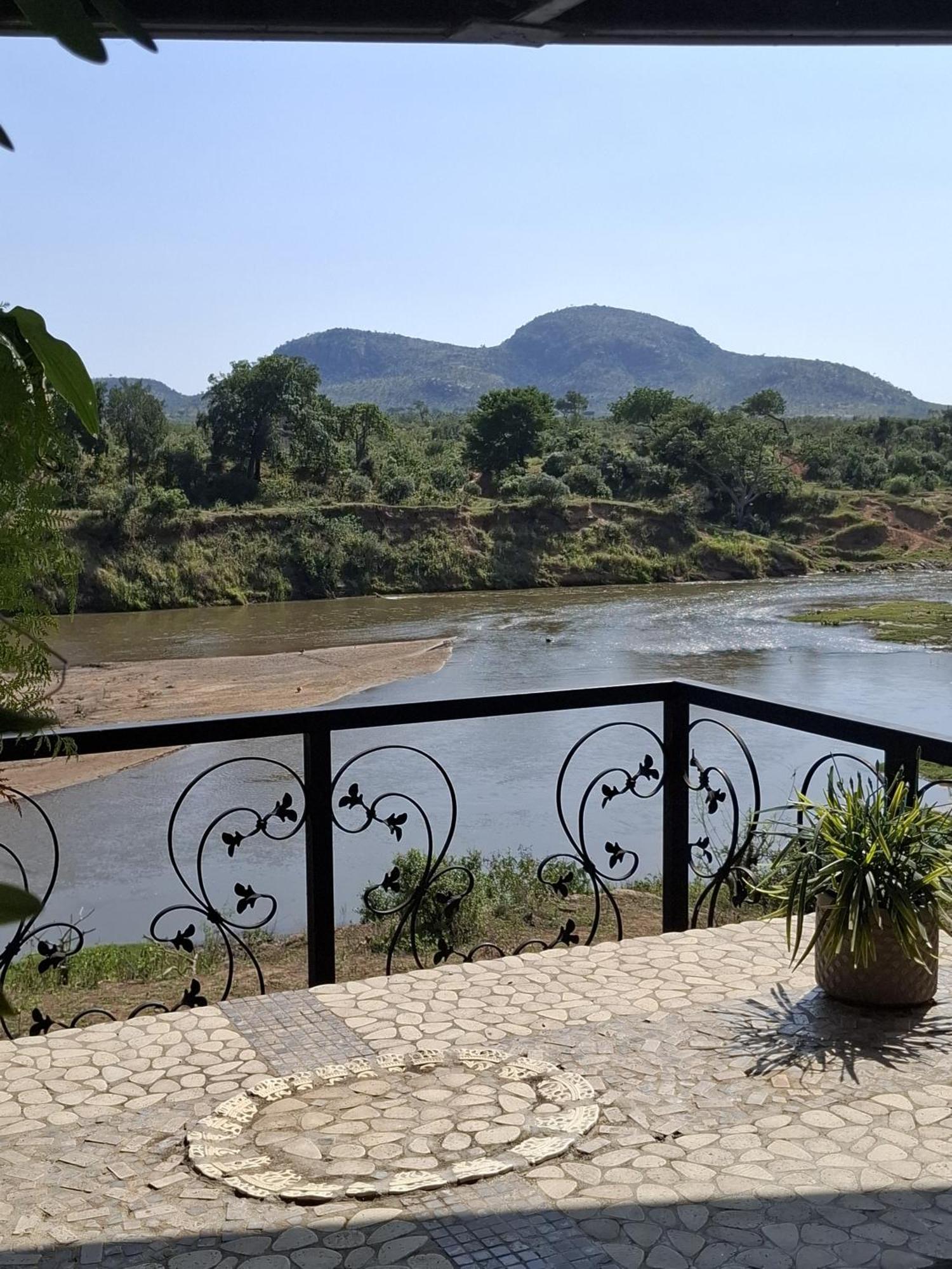 Belvedere-on-river 4*